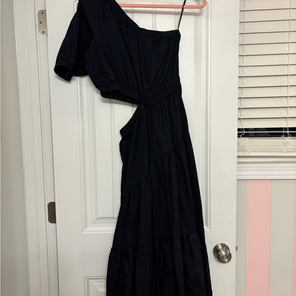 Steve Madden Black One-Shoulder Dress